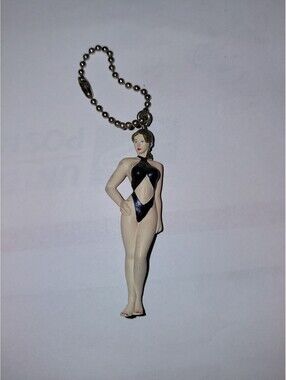 Rare retro Nina Williams figure keychain from the namco
